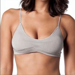 NWT ISLAY Bra Scoopneck t-shirt ready in Gray Size Small